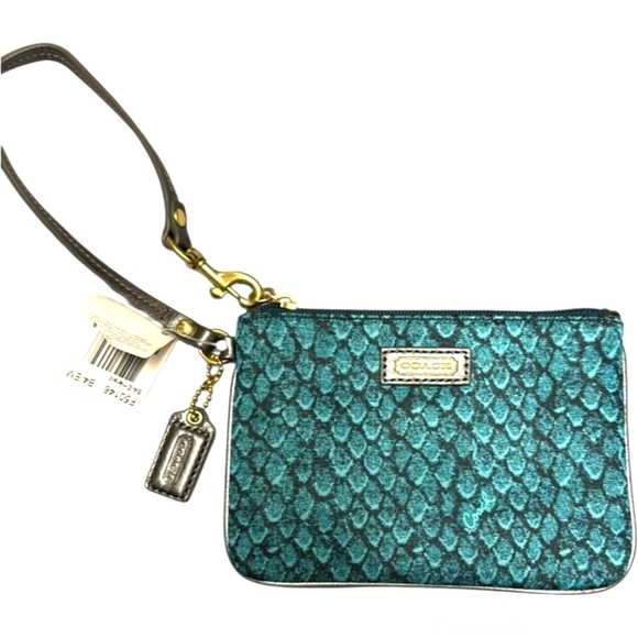 Coach Teal Wristlet Clutch mermaid 🧜‍♀️ NWT - Picture 1 of 4